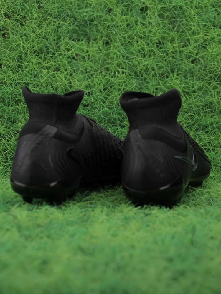 Nike Phantom Luna II Elite FG - Black/Black/Deep Jungle