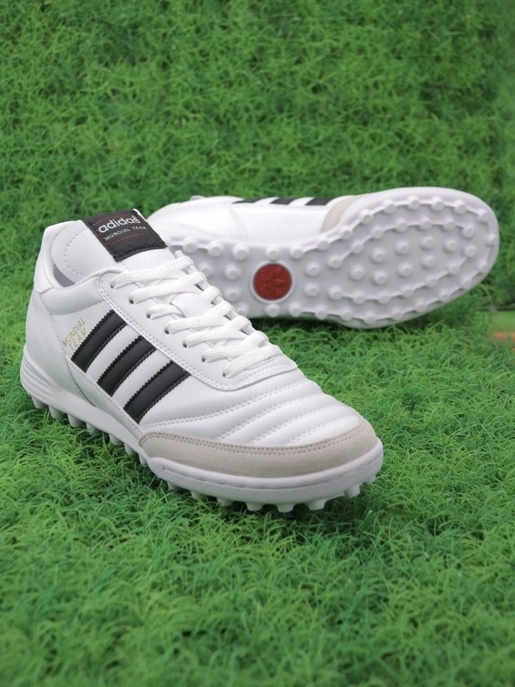 adidas Mundial Team Turf - Cloud White/Core Black/Gold Metallic