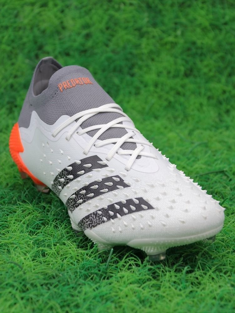 adidas Predator Freak .1 Low FG WhiteSpark - Footwear White/Iron Metal/Solar Red