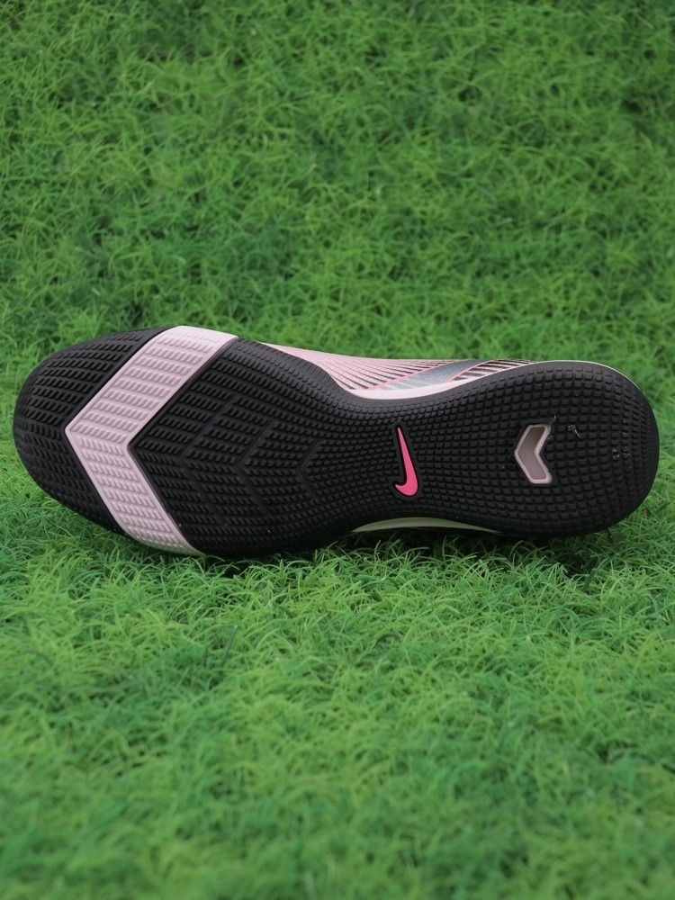 Nike Air Zoom Mercurial Vapor 16 Elite IC Pink Black