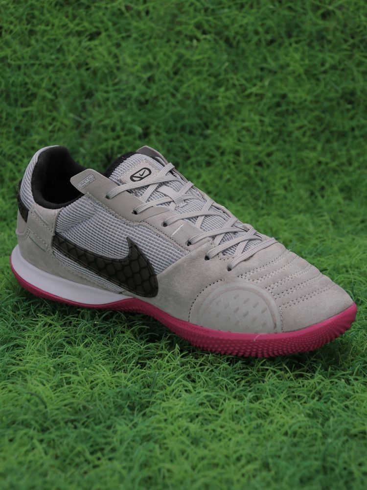 Nike Streetgato IC London Cages - Grey Fog/Velvet Brown/White