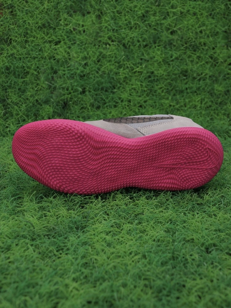 Nike Streetgato IC London Cages - Grey Fog/Velvet Brown/White